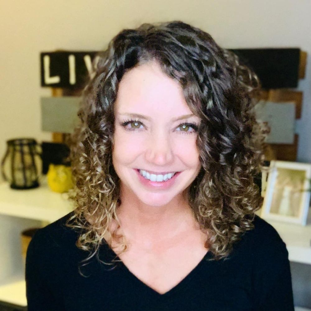 Meet your Posher, Maegan